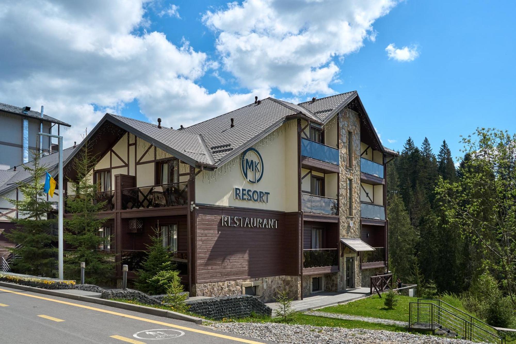 Mk Resort Bukovel Bagian luar foto